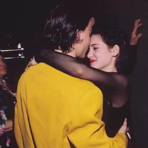 玩男中初学生J8
